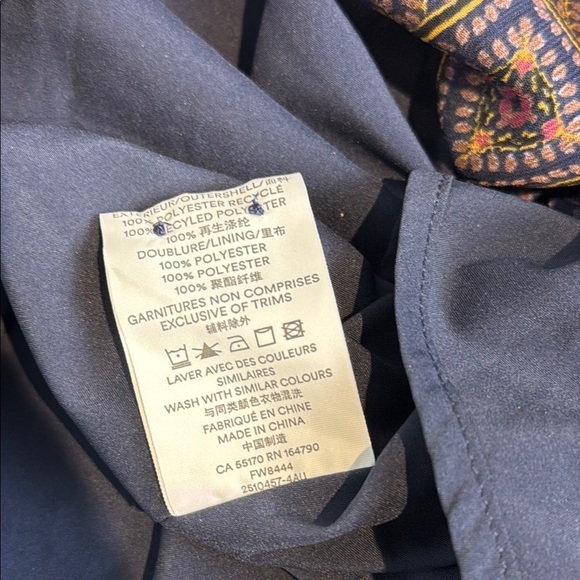 Frank & Oak patterned V-Neck Bishop Sleeve Dress - Picture 8 of 8